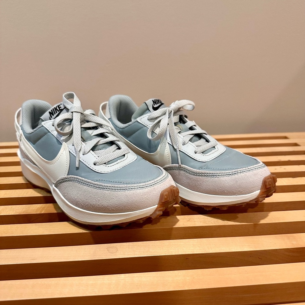 Women’s Nike Waffle Debut Sneakers